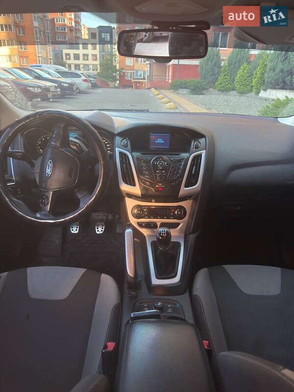 Седан Ford Focus 2012 в Киеве