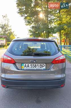 Универсал Ford Focus 2014 в 