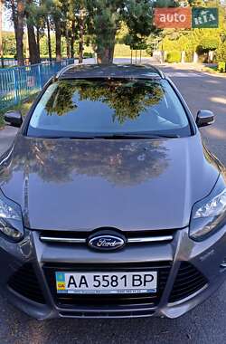 Универсал Ford Focus 2014 в 