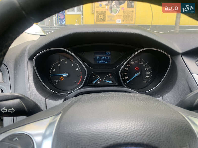 Хэтчбек Ford Focus 2012 в Киеве