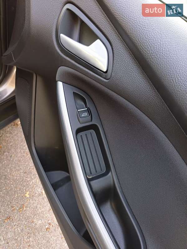 Универсал Ford Focus 2014 в Киеве