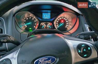 Универсал Ford Focus 2014 в 