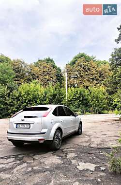 Хэтчбек Ford Focus 2007 в 