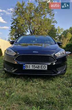 Седан Ford Focus 2016 в 