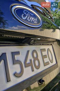 Седан Ford Focus 2016 в 