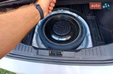 Седан Ford Focus 2012 в 