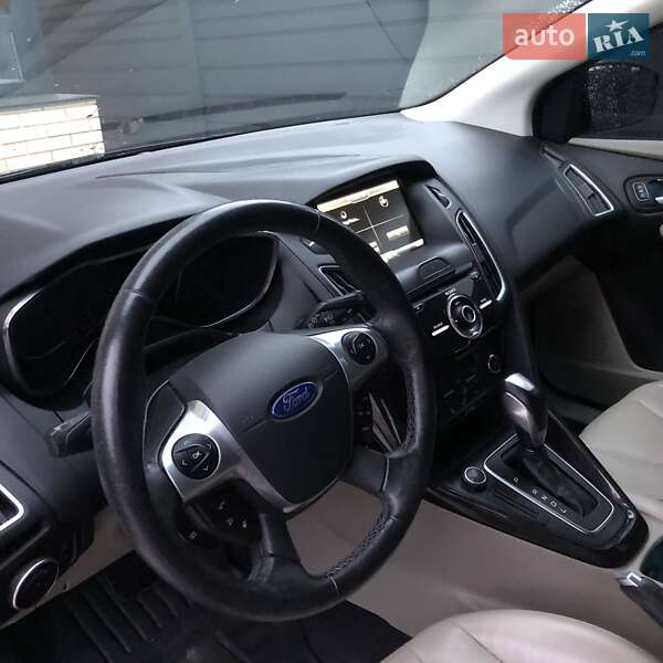 Хэтчбек Ford Focus 2015 в Ирпене