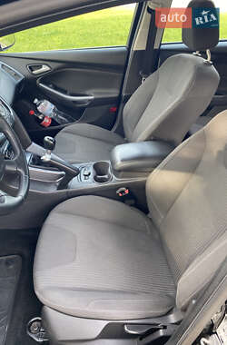 Универсал Ford Focus 2012 в 