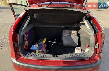 Хэтчбек Ford Focus 2009 в 