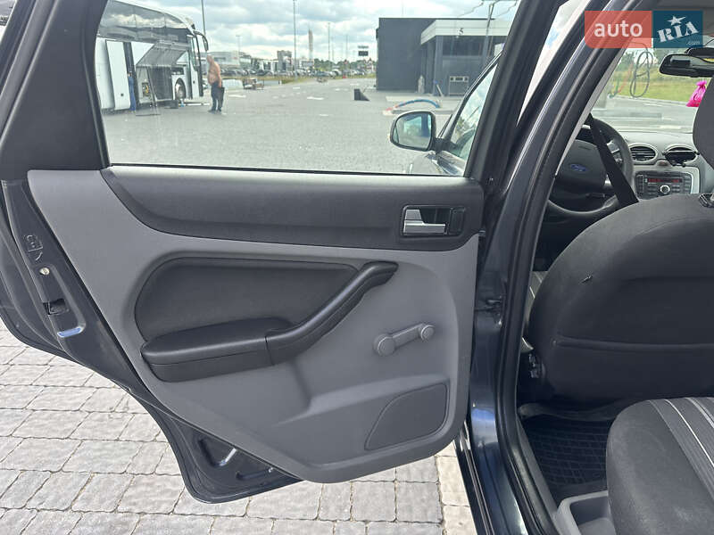 Универсал Ford Focus 2010 в Львове