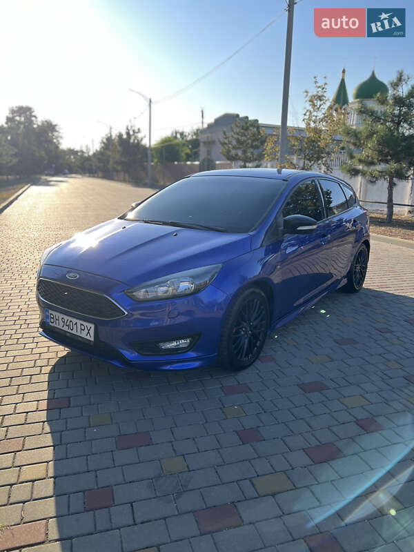 Хэтчбек Ford Focus 2014 в Измаиле