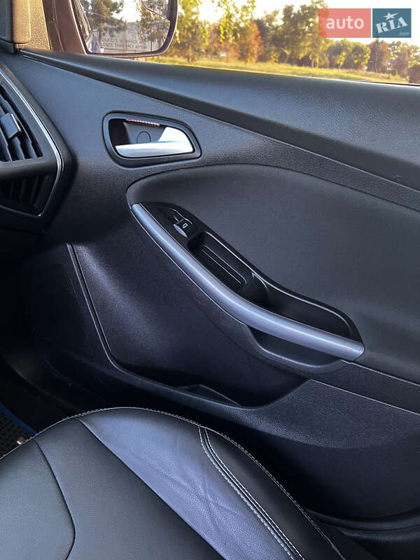 Хэтчбек Ford Focus 2014 в Измаиле