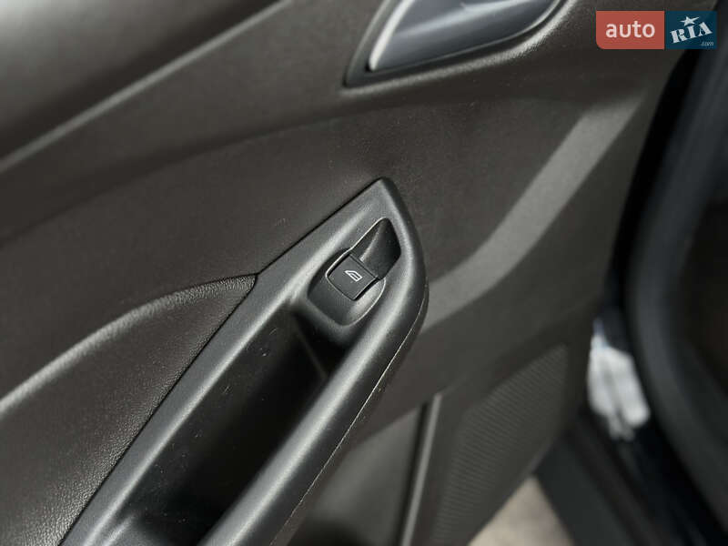 Хэтчбек Ford Focus 2016 в Шептицькому