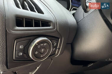 Универсал Ford Focus 2014 в 