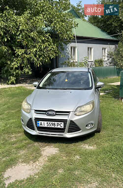 Седан Ford Focus 2011 в 
