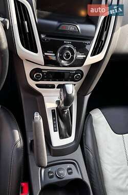 Седан Ford Focus 2014 в 