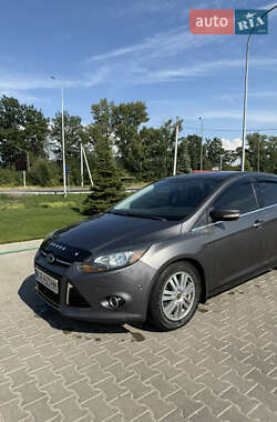 Седан Ford Focus 2012 в 