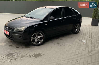 Хэтчбек Ford Focus 2006 в 