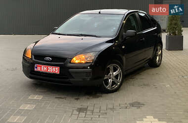 Хэтчбек Ford Focus 2006 в 