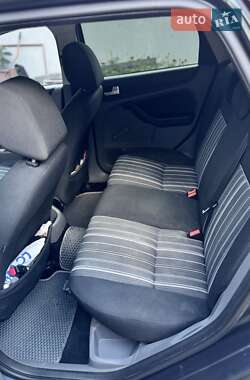 Универсал Ford Focus 2010 в 