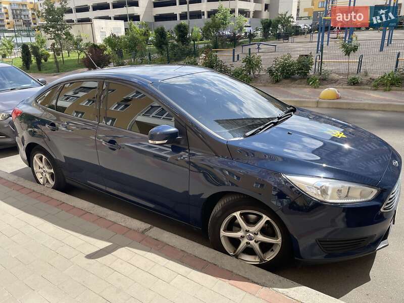 Седан Ford Focus 2018 в Киеве фото 2 Седан Ford Focus 2018 в Киеве