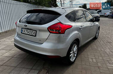 Хэтчбек Ford Focus 2016 в 
