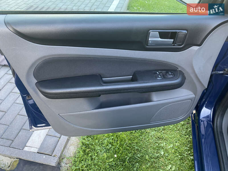 Універсал Ford Focus 2010 в Бориславі