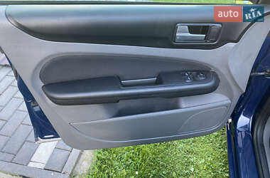 Универсал Ford Focus 2010 в 