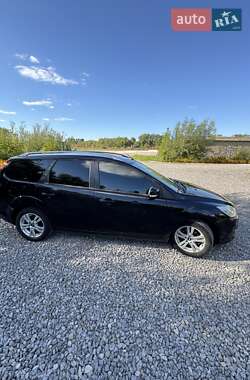 Универсал Ford Focus 2010 в 