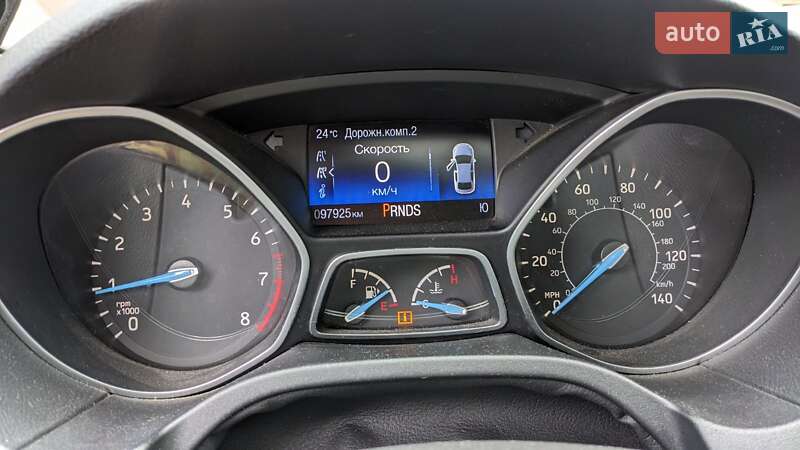 Хэтчбек Ford Focus 2015 в Киеве