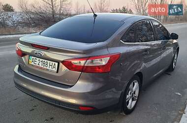 Седан Ford Focus 2012 в 