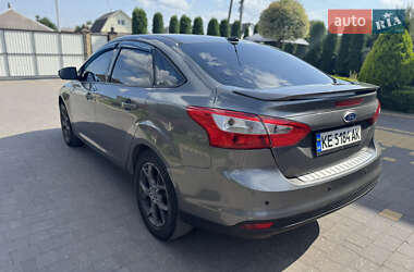 Седан Ford Focus 2013 в 