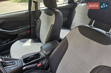 Седан Ford Focus 2016 в 
