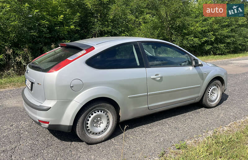 Хэтчбек Ford Focus 2007 в Гадяче фото 6 Хэтчбек Ford Focus 2007 в Гадяче