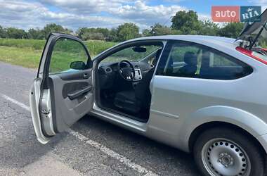 Хэтчбек Ford Focus 2007 в 