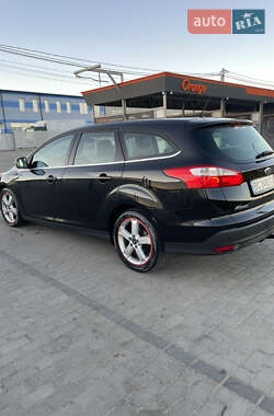 Универсал Ford Focus 2011 в 
