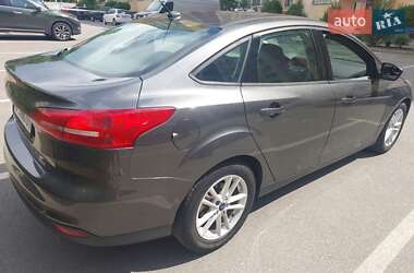 Седан Ford Focus 2017 в 