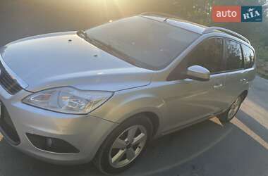 Универсал Ford Focus 2010 в 