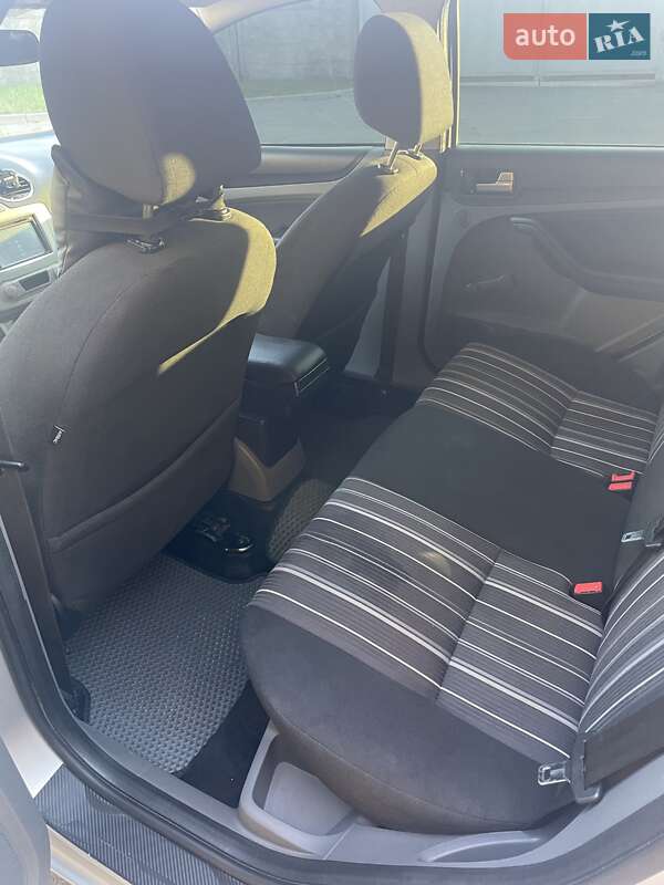 Универсал Ford Focus 2010 в Львове фото 13 Универсал Ford Focus 2010 в Львове