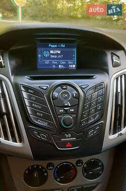 Универсал Ford Focus 2011 в 
