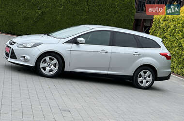 Универсал Ford Focus 2014 в 