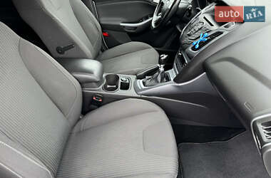 Универсал Ford Focus 2014 в 