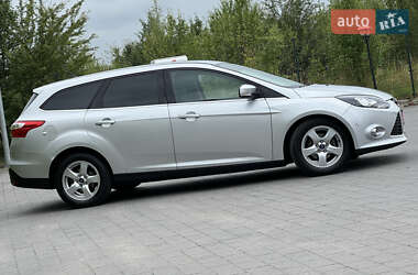 Универсал Ford Focus 2014 в 