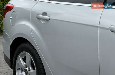 Универсал Ford Focus 2014 в 