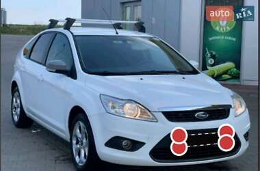 Хэтчбек Ford Focus 2009 в 