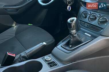 Седан Ford Focus 2013 в 