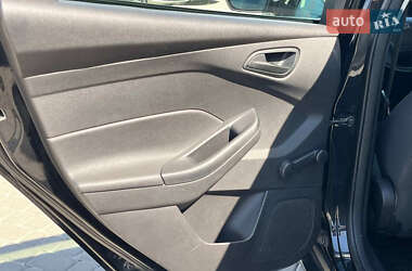 Седан Ford Focus 2013 в 