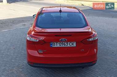 Седан Ford Focus 2011 в 