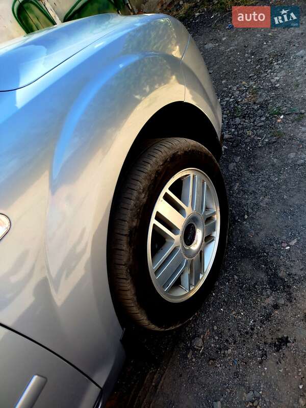 Универсал Ford Focus 2004 в Первомайске