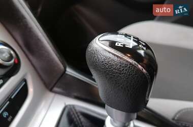 Хэтчбек Ford Focus 2013 в 